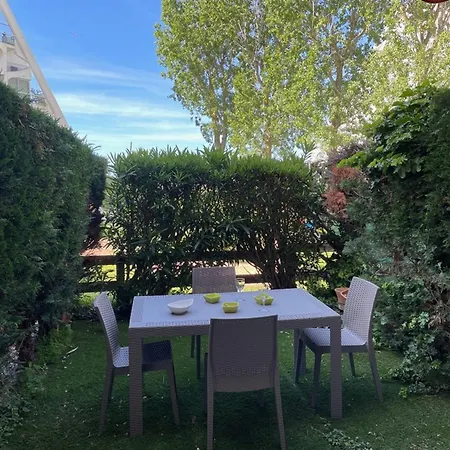 Rez-de-jardin Proche Avec Parking - Motte - Fr-1-790-27 * La Grande-Motte